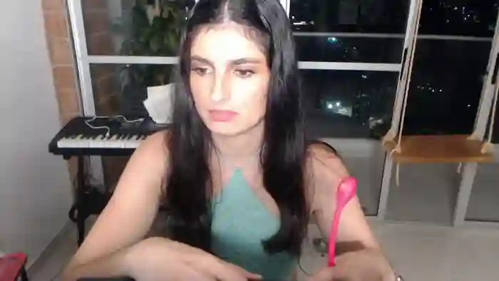 hollyshit_