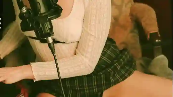 thecamwoman