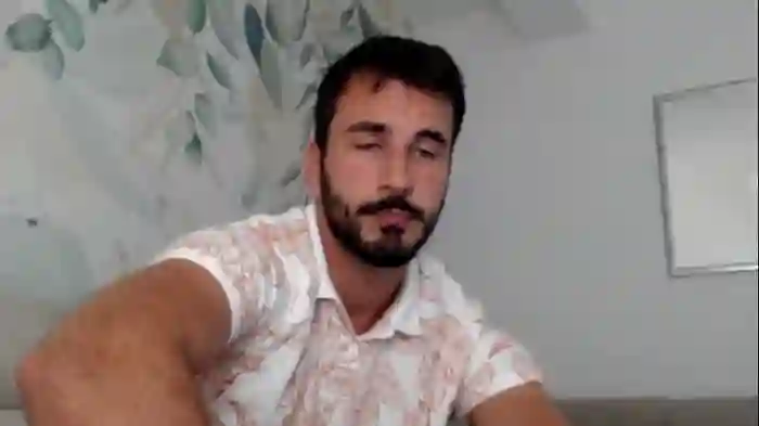 hornyasfuckk33