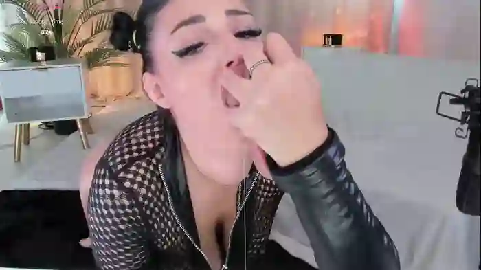 queen_of_deepthroat