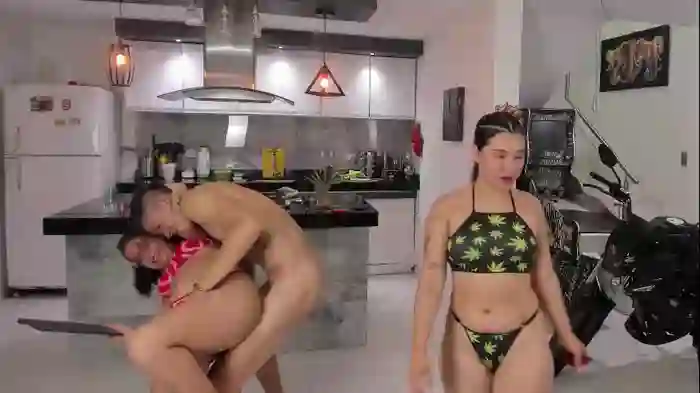 sexy_hot_friends_