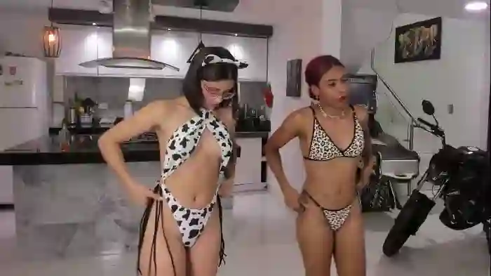 sexy_hot_friends_