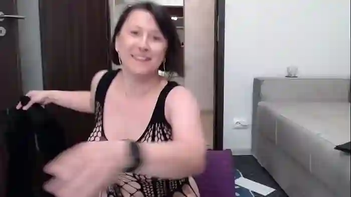 carmela_fox