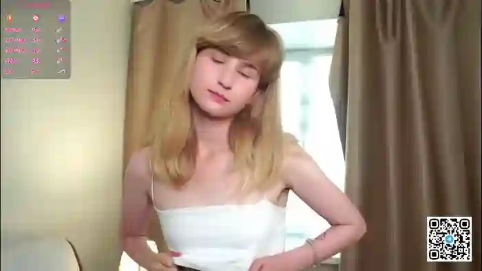 baby_blonde__