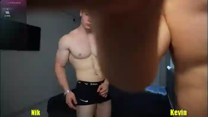 nik_sharp