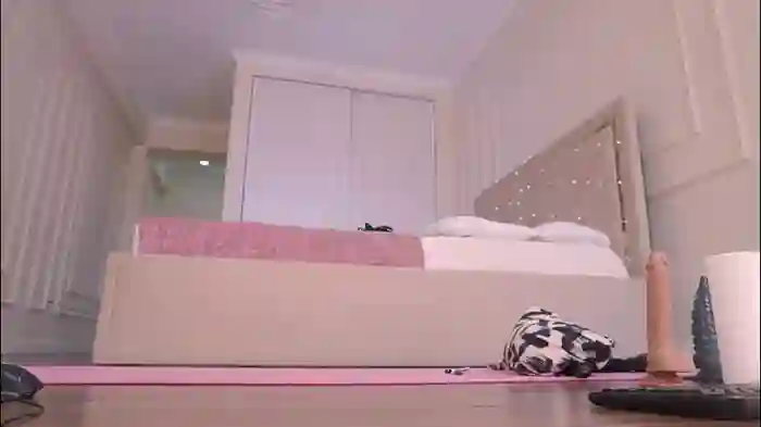 lori_leen