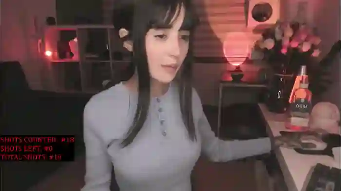 lonelly_lolly98
