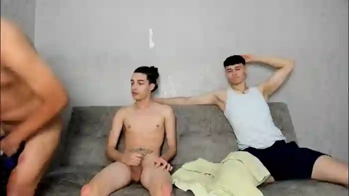 pelusos_mens