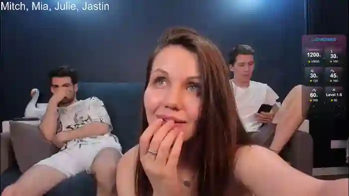 julie_n_jastin