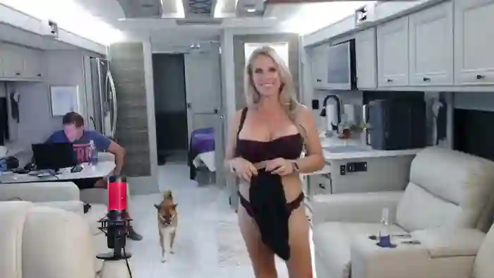 wildwifebarbie