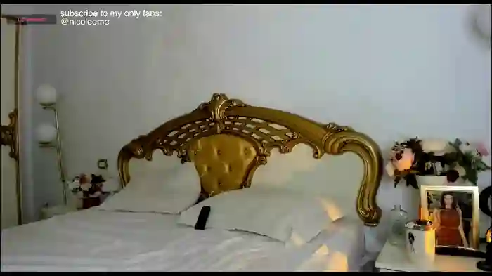 nicole_anistonn