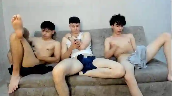 pelusos_mens