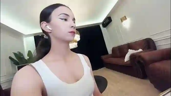 ehotlovea