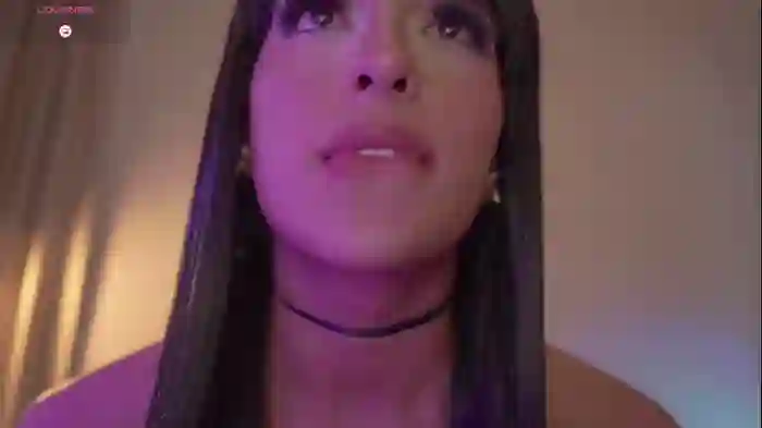 samara_gray