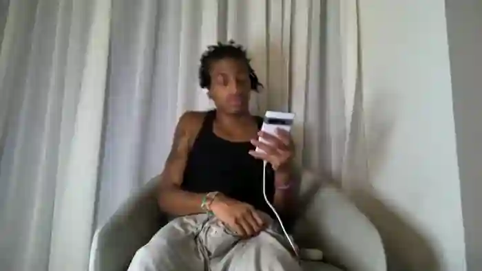 blackbulltitus