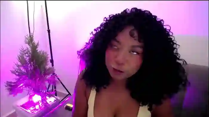 _curlyqueen