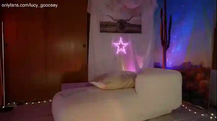 lucy_gooosey