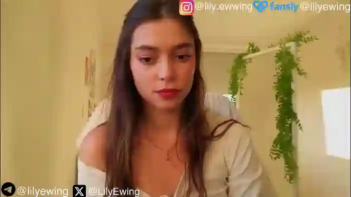 lilyewing_