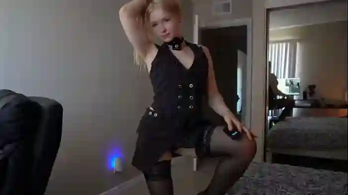 bestblondiiecb