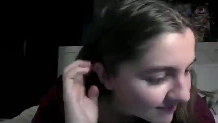 brunettebaby040
