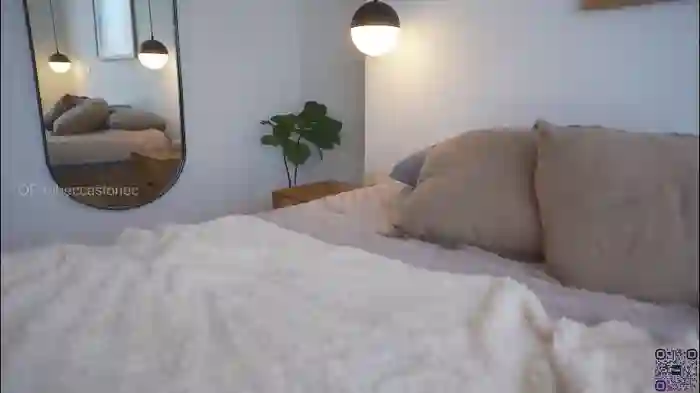 rebeccastonee