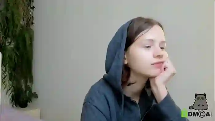 alina_mills