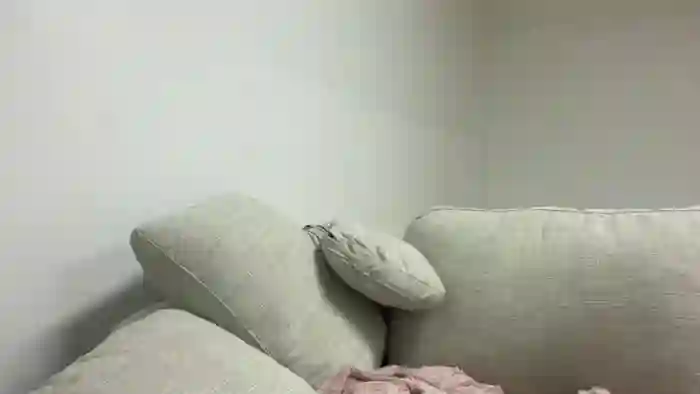 sarah_heart_aus