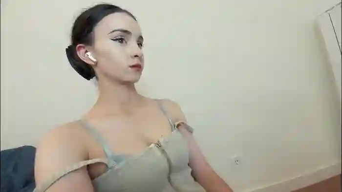 ehotlovea