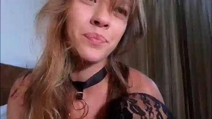 _demi_dee_