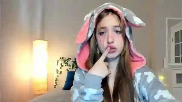 y0ung_lina18
