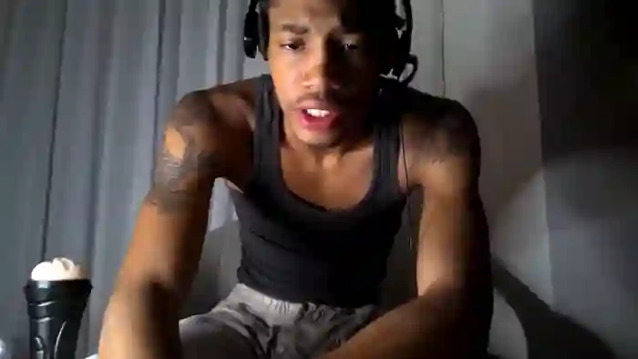 blackbulltitus