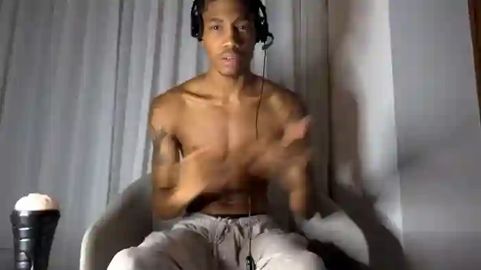 blackbulltitus