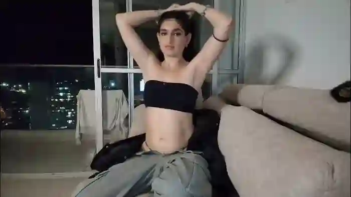 hollyshit_