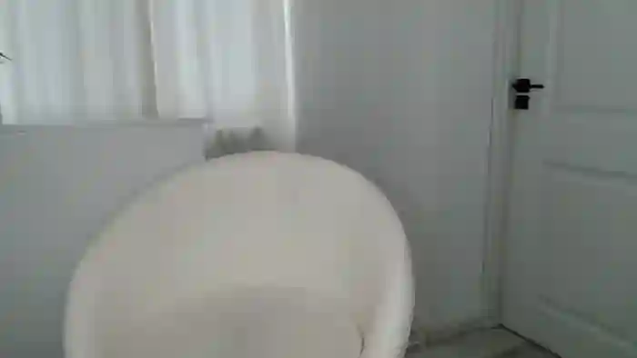 kiki_akai