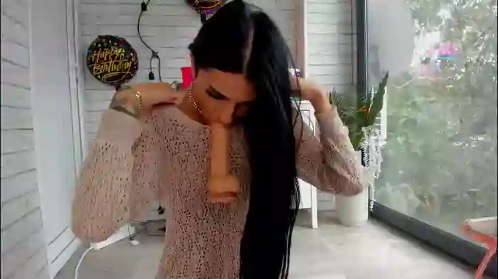 britney_charm