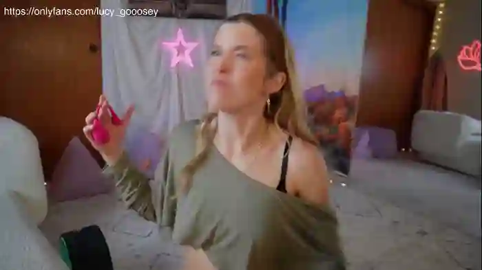 lucy_gooosey
