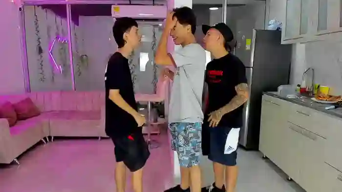 boysdeluxemilitary
