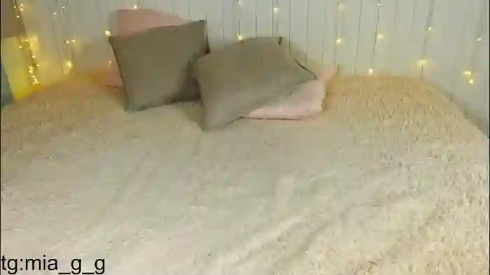 mia_g_