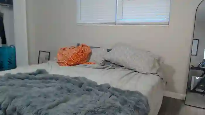 zoeemonroe