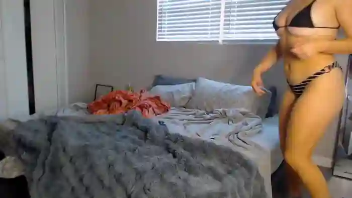 zoeemonroe