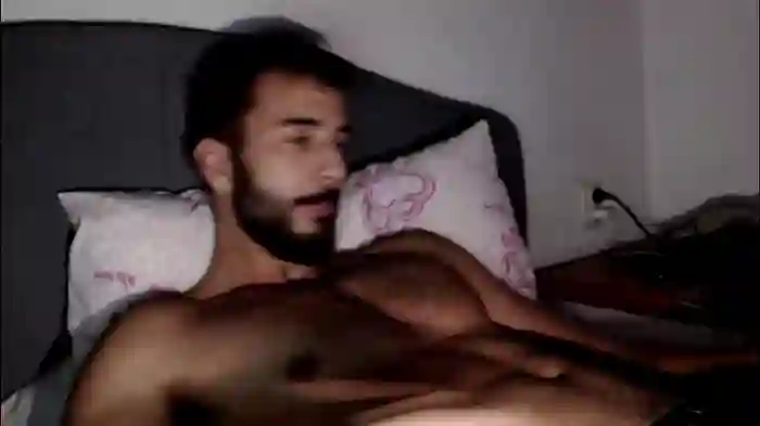 hornyasfuckk33
