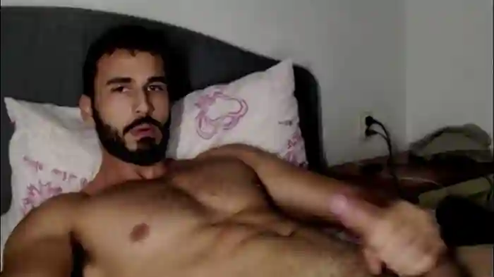 hornyasfuckk33