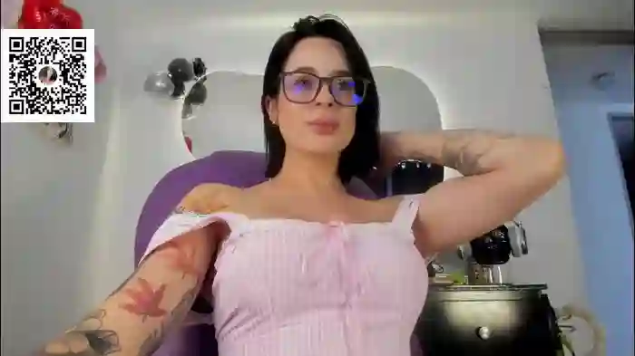 adelineefoxxx
