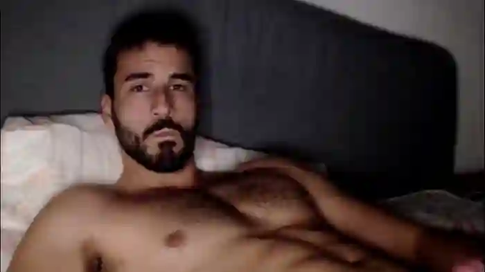 hornyasfuckk33