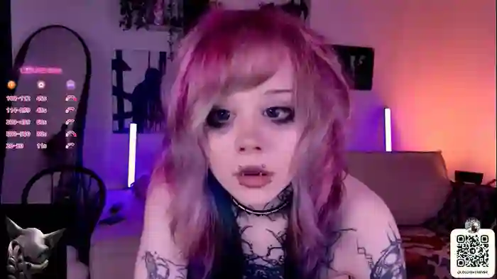 _lollyshy_