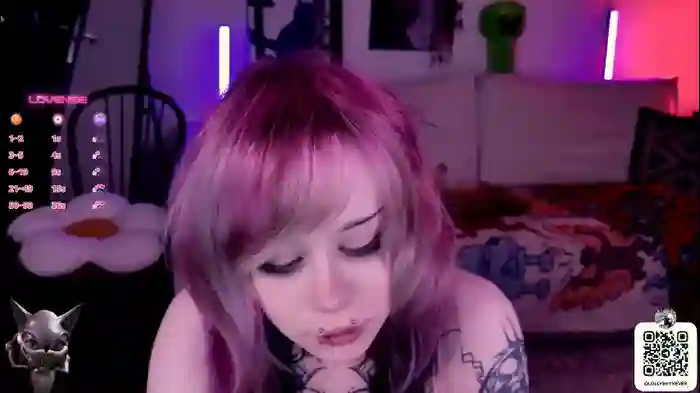 _lollyshy_