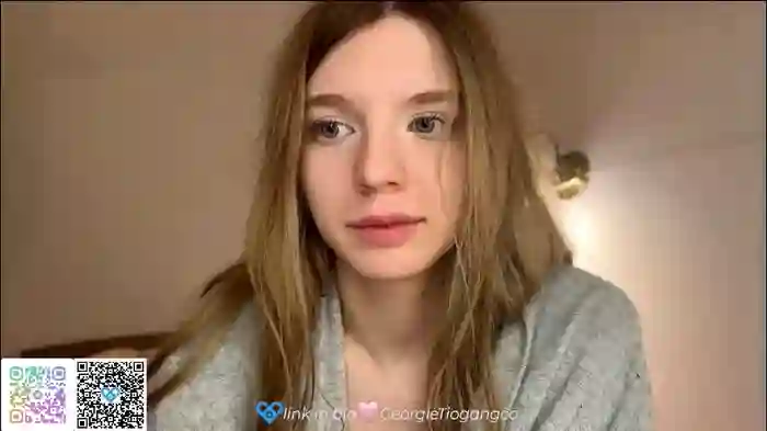 chloe_show