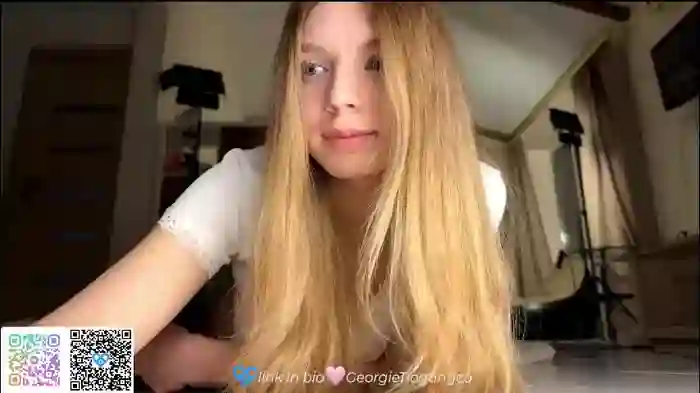 chloe_show