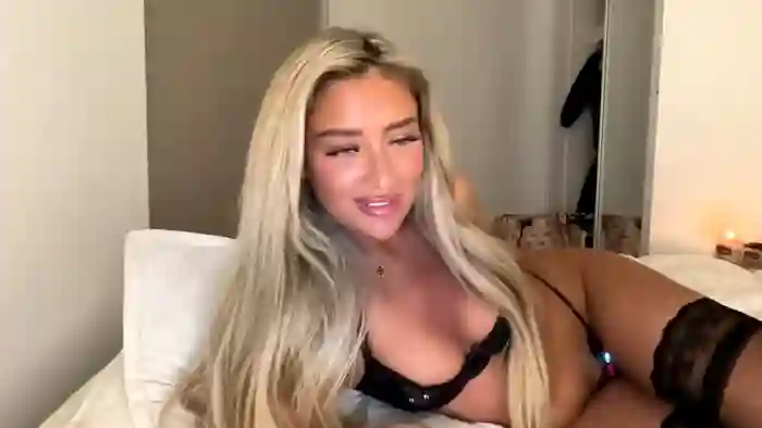 mimi_monroe1