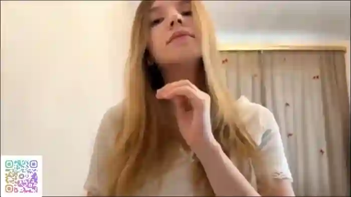 chloe_show